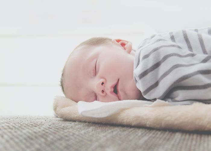 Làm cho em bé ợ hơi: Tầm quan trọng, Vị trí & Lời khuyên